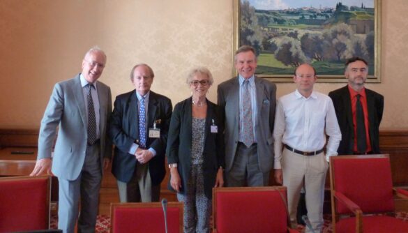 nicolas_lecaussin_aux_cotes_du_depute_jean-francois_mancel_benoite_taffin_alain_mathieu_yvan_blot_et_jean-philippe_feldmann.jpg